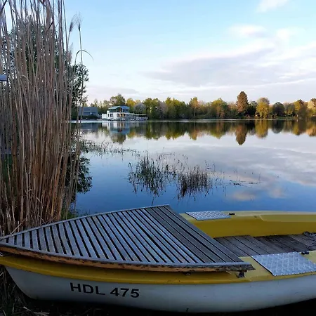 Mw 4a Bis 66 M2 Weserbergland Weser 1-2p 1szi Mbad 3-4p 2szi M2baeder Terrasse Waesche Endreinigung Self Checkin *