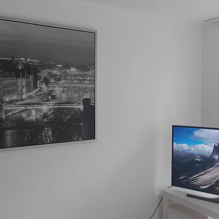 شقة Mw 4a Bis 66 M2 Weserbergland Weser 1-2p 1szi Mbad 3-4p 2szi M2baeder Terrasse Waesche Endreinigung Self Checkin