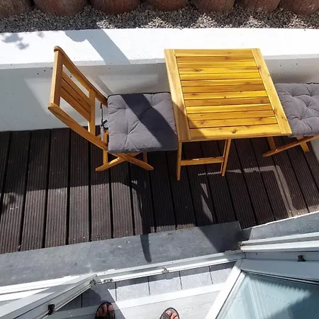 Ferienwohnung Mw 4A 75 M2 Hoexter Weserbergland Weser Bis 4 Pers 2 Baeder Terrasse Waesche Endreinigung Self Checkin Apartment