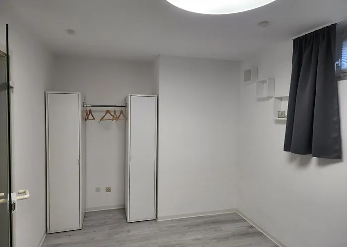 Appartement Mw 4a Bis 66 M2 Weserbergland Weser 1-2p 1szi Mbad 3-4p 2szi M2baeder Terrasse Waesche Endreinigung Self Checkin *